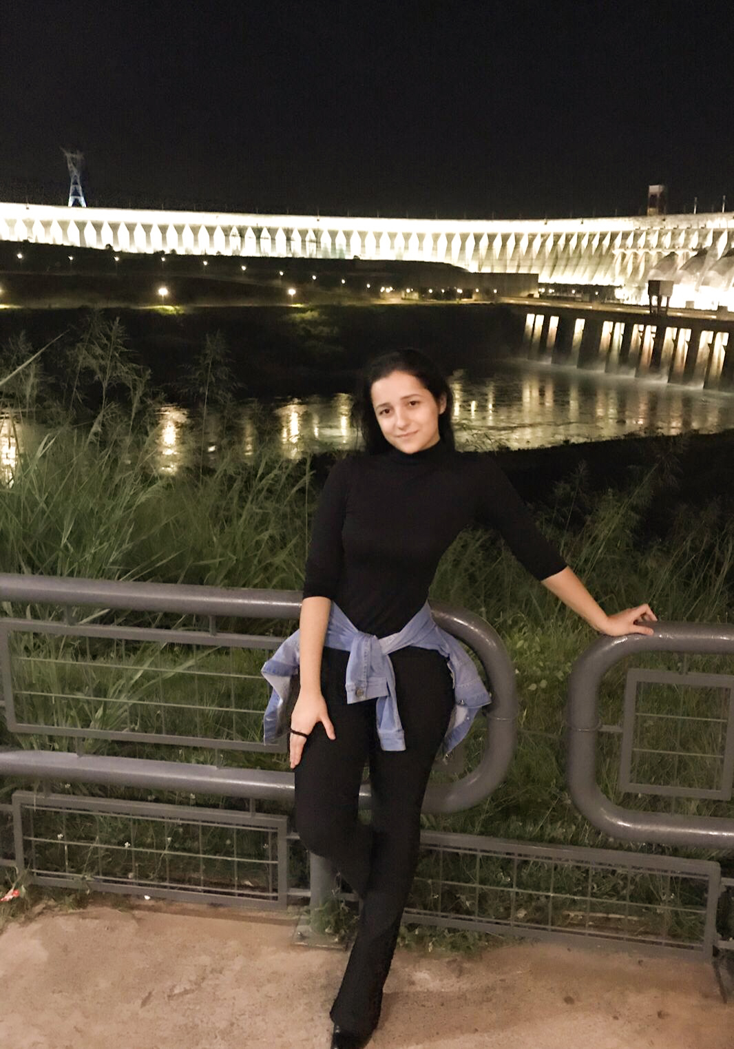 Nathália no passeio "Itaipu iluminada".