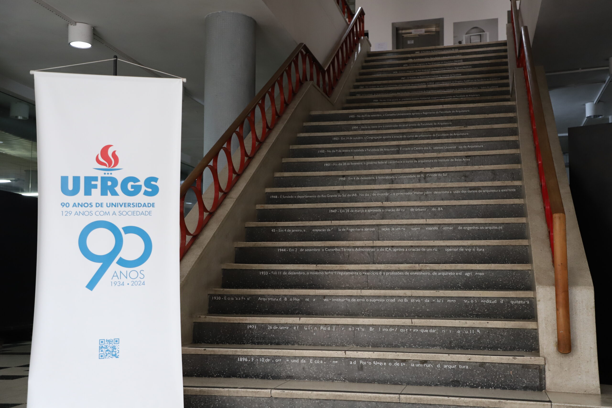 Divulgado o cronograma do processo avaliativo para promoção à classe de professor titular