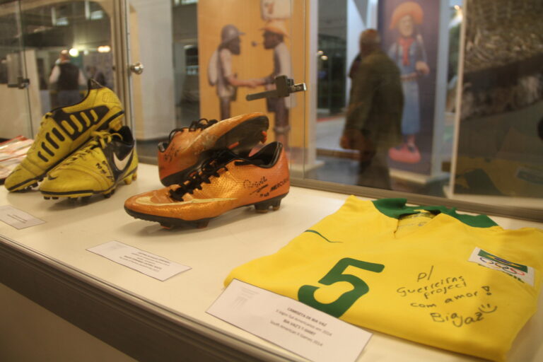 Exposição Futebol e Mulheres no País da Copa 2014