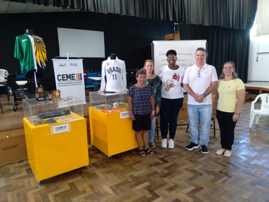 Léa Linhares, Profa. Janice Mazo, Luana Paré, Giovani Art y Sports e Profa. Ana Maria Kich