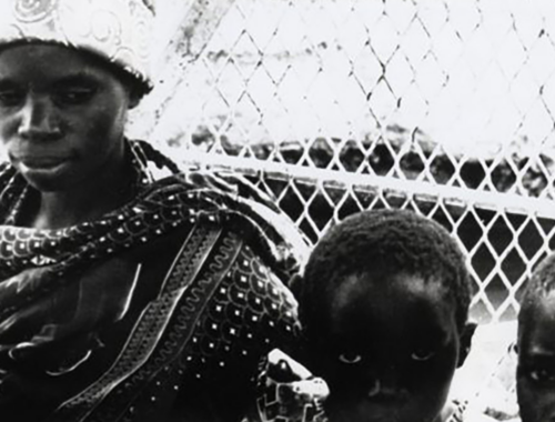 Cenas do documentário "Notas para uma Oresteia Africana” (1970), de Píer Paolo Pasolini