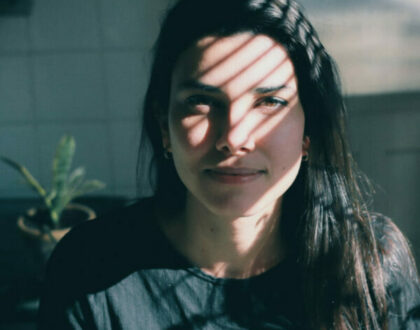 A arte expandida de Caroline Veilson