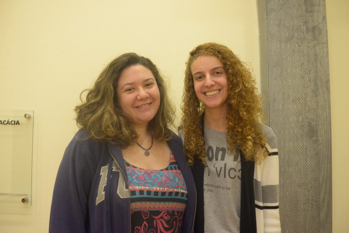 Esther Cunha (à direita) e Sabrina Gitz