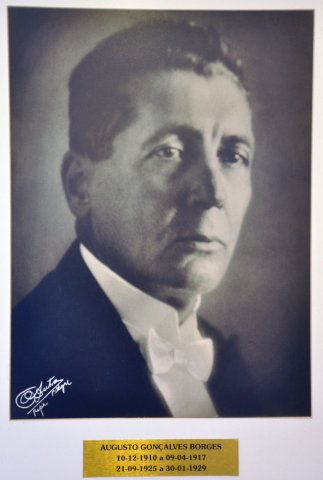 1910