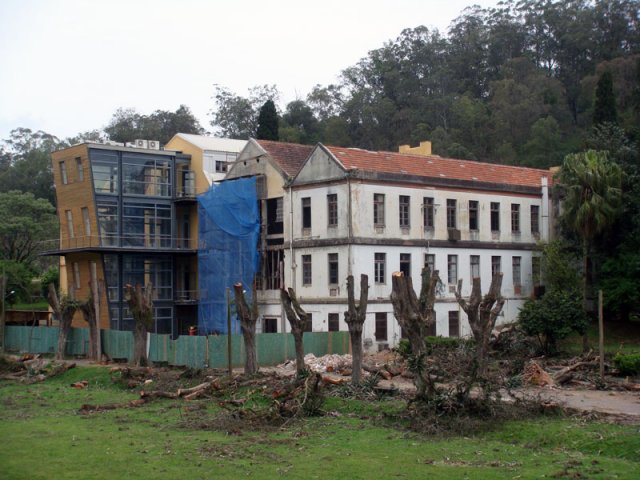 2008