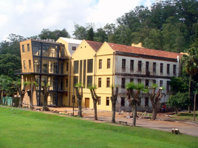2008