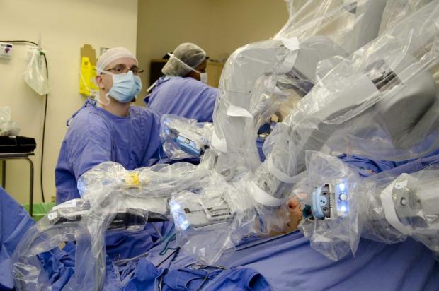 Cirurgia Robótica no HCPA