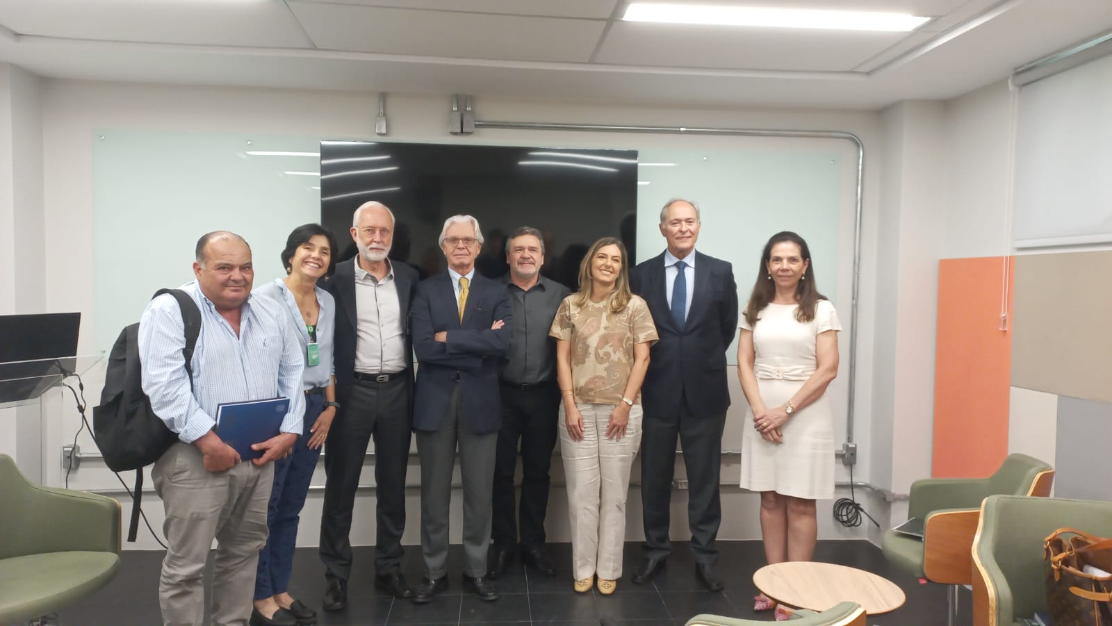 FAMED aprova novos Professores Titulares
