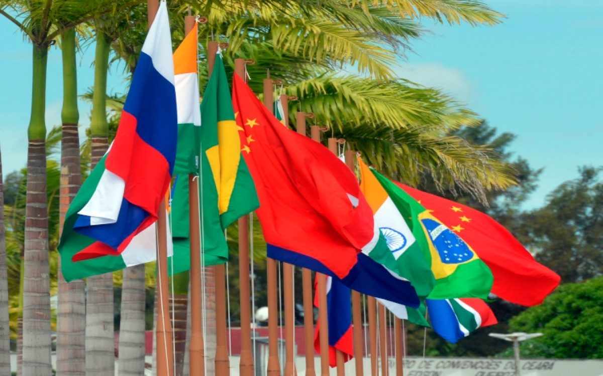 Conjuntura Austral recebe artigos sobre os países do BRICS
