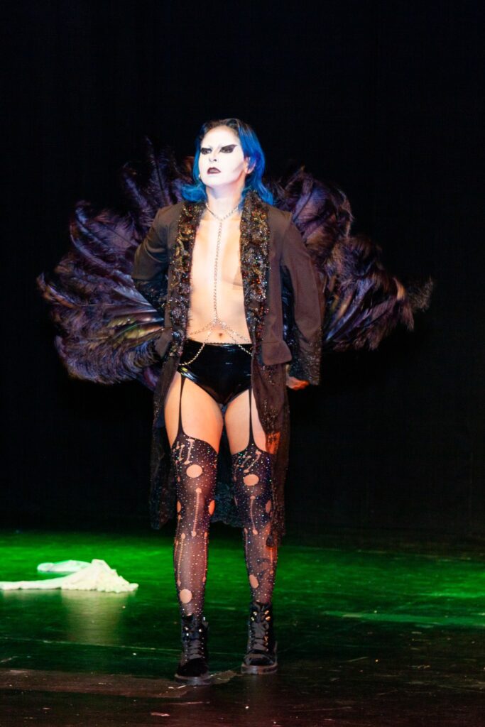 Vicente Van Goth Grafia Drag
