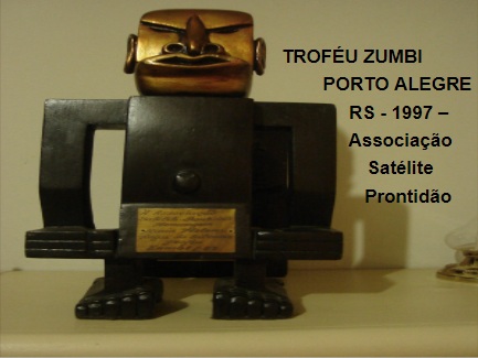 Helena do Sul, laureada com o Troféu Zumbi, em 1997.