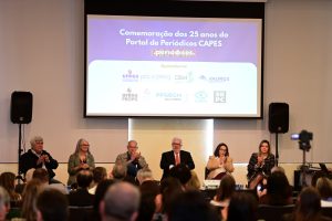Revolução no acesso: como o Portal de Periódicos da Capes transformou a pesquisa científica no Brasi...