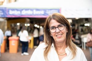 Martha Medeiros: “Escrever, para mim, foi uma maneira de organizar o meu eu interno e silencioso”