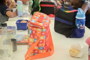 Estudo da UFRGS revela alta presença de ultraprocessados em cardápios da educação infantil de Porto ...