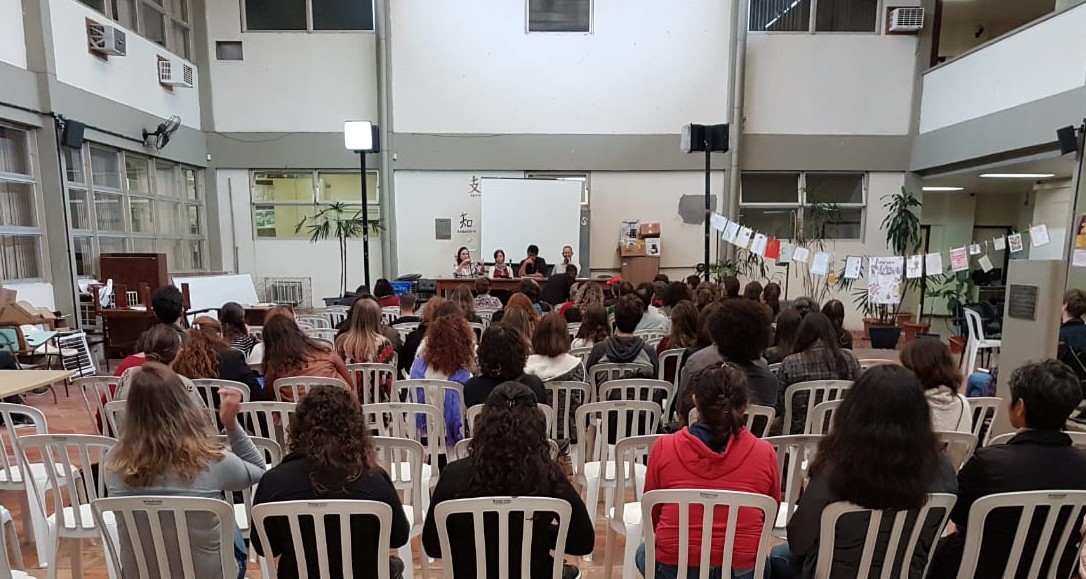 Reunião comunitária IL