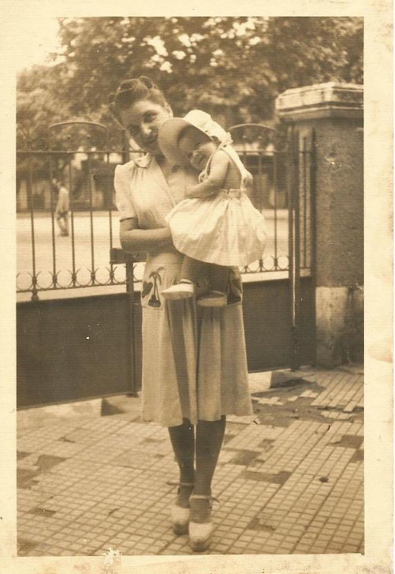 Lucy da Rocha Niemeyer e<br /> Lucy Carlinda Niemeyer (1946)