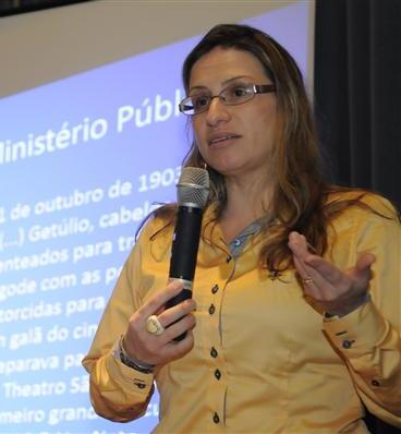 Cíntia Vieira Souto