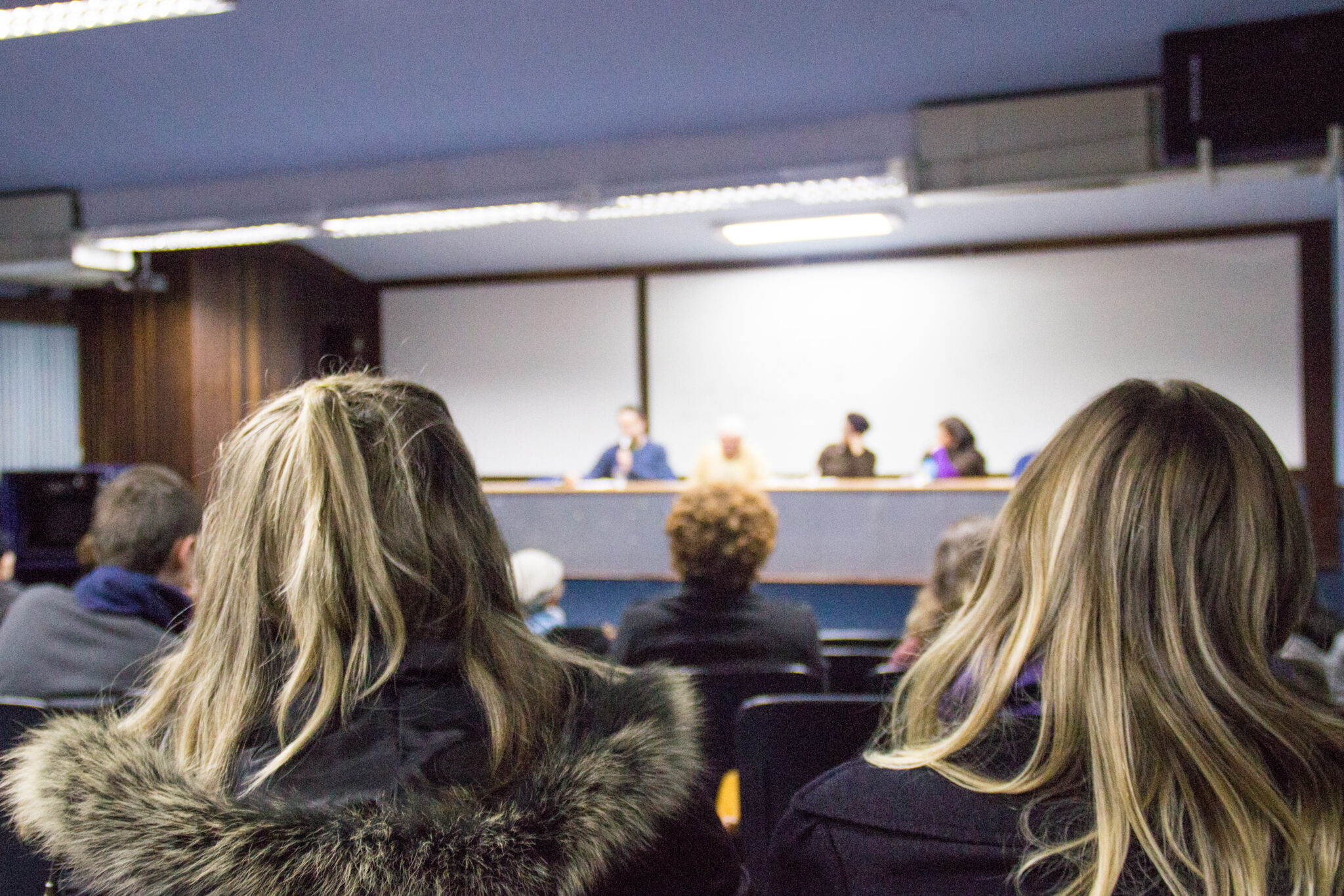 Núcleo de Comunicação Comunitária promoveu aula aberta sobre política e jornalismo