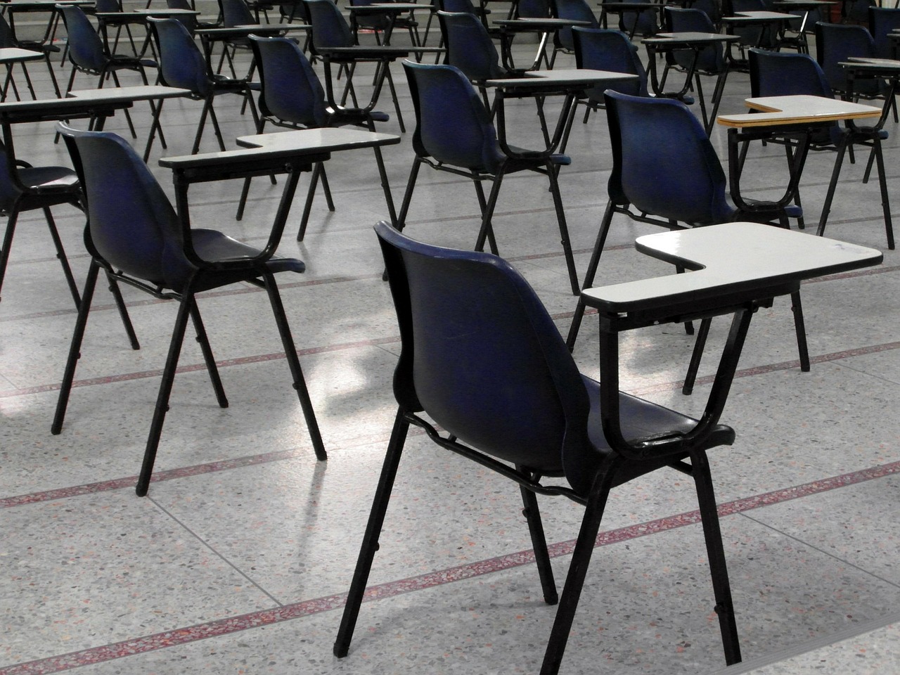 Programa de Extensão divulga nota de apoio a estudante e professores da rede pública