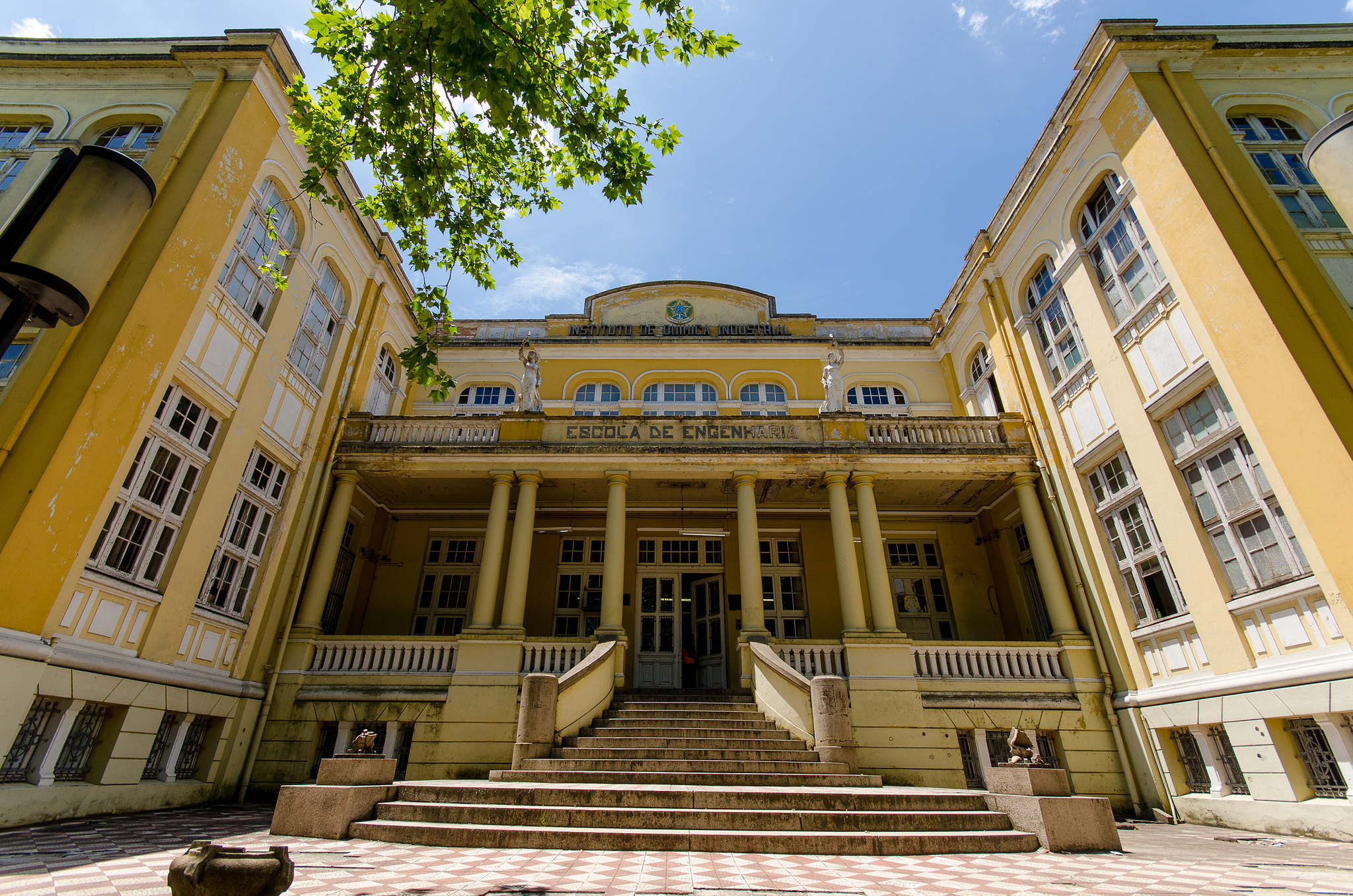 Museu exibe mostra "Os prédios históricos da UFRGS"