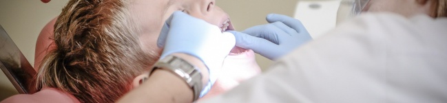 Novo método de produção de pó cerâmico odontológico
